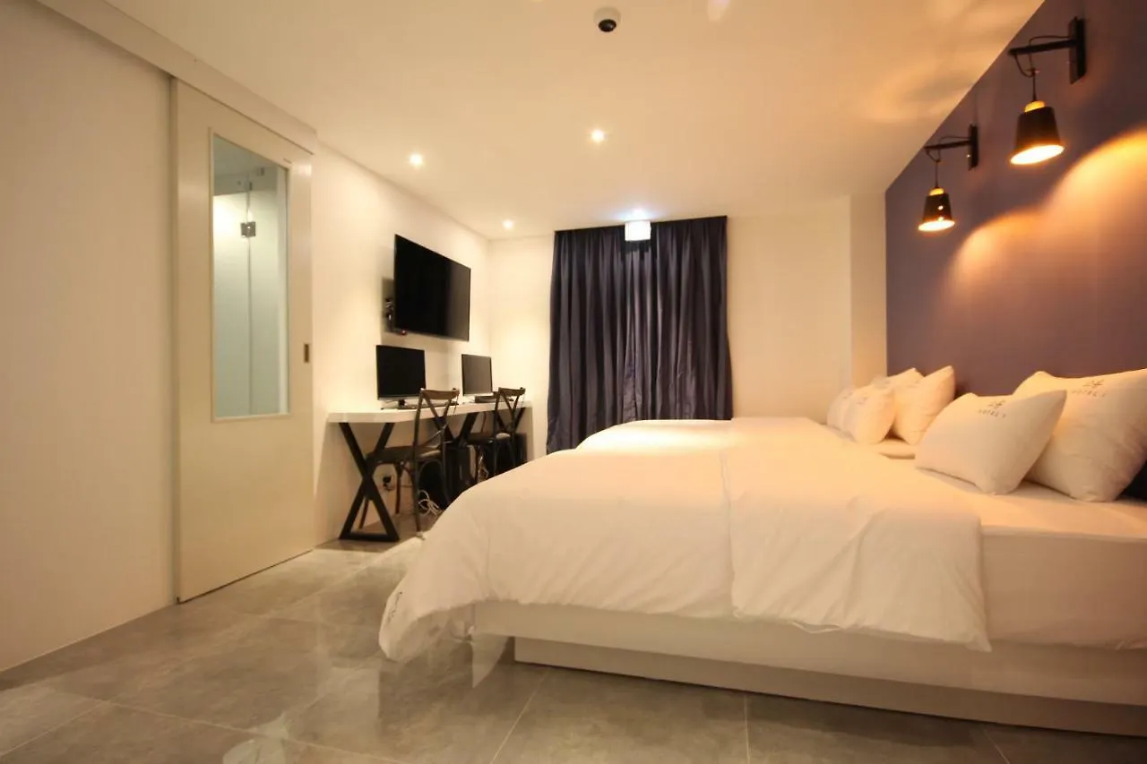 Soyu Hotel Busan 2*,  South Korea
